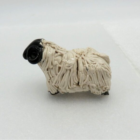 Highland Ram Sheep Spaghetti Pottery Black and Cream Ceramic Figurine Small VTG - Picture 10 of 10